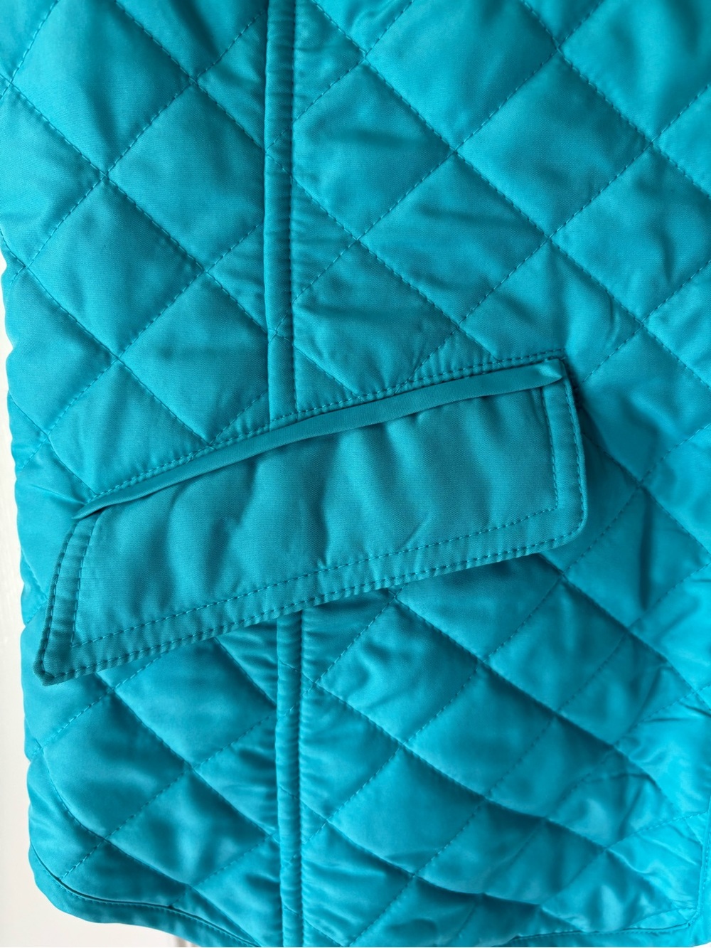 Van Heusen Women’s Quilted Turquoise Blue Vest - Picture 2 of 5